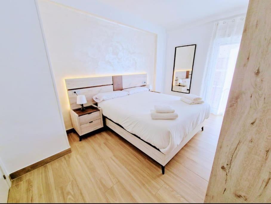 Apartamento Puerto Sol Y Mar Fuengirola Dış mekan fotoğraf