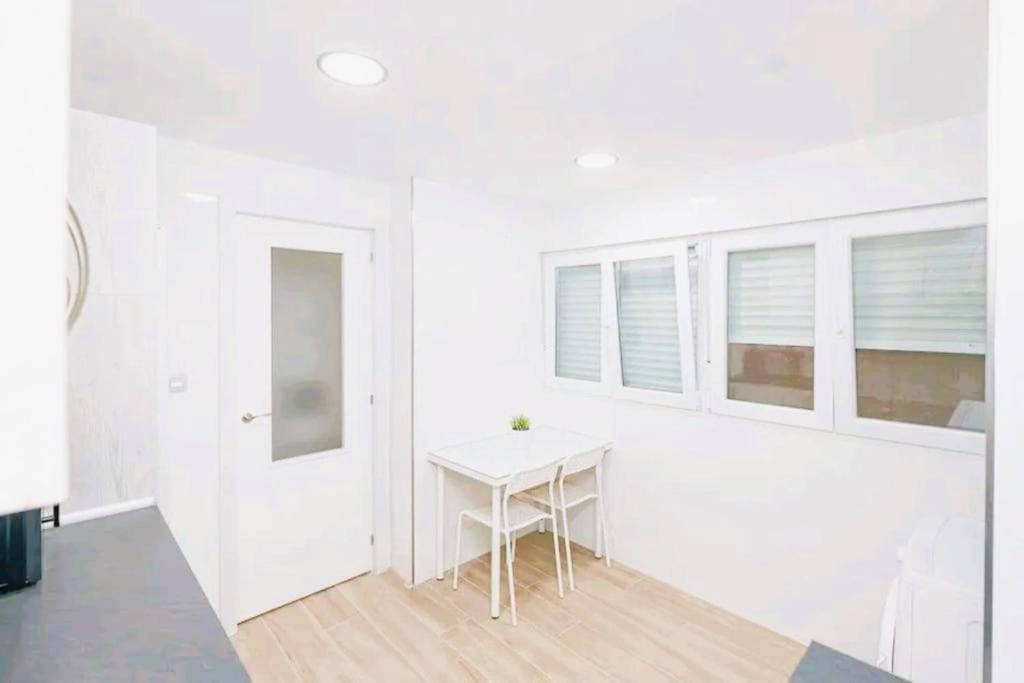 Apartamento Puerto Sol Y Mar Fuengirola Dış mekan fotoğraf